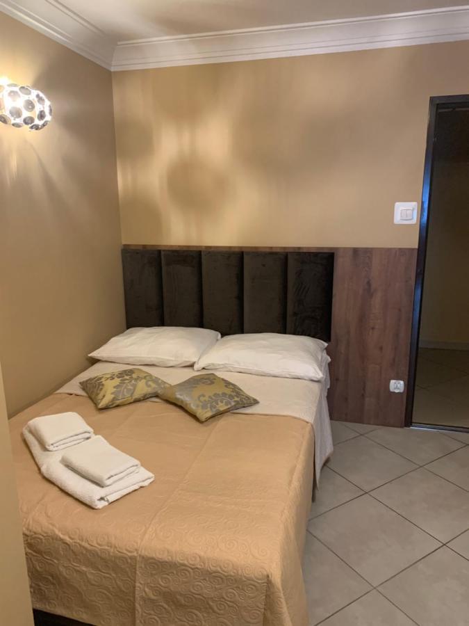 Bed and Breakfast Stratos Леба Экстерьер фото
